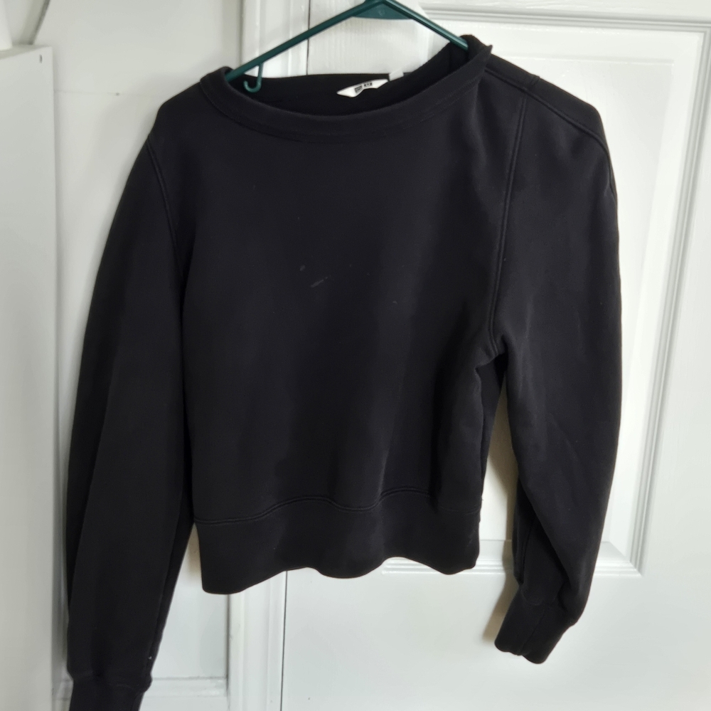 UNIQLO 100% cotton Crewneck